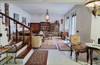 Eladó Kecskeméti családi ház hirdetés (95776277)