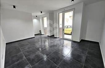 Kiadó Győri egyéb iroda hirdetés (99743773)