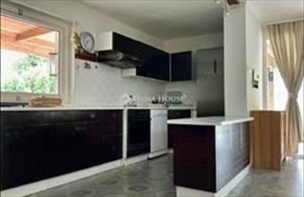 Eladó Budapest III. kerületi családi ház hirdetés (69566878)