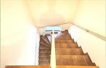 Eladó Budapest III. kerületi családi ház hirdetés (93524444)