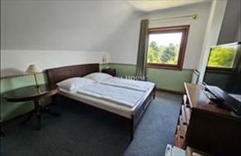 Eladó Szentendrei családi ház hirdetés (19321744)