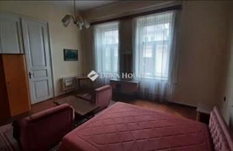 Eladó Kecskeméti tégla lakás hirdetés (84323733)