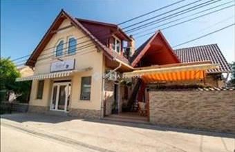 Eladó Vecsési üzlethelyiség utcafronton hirdetés (73334433)