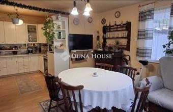 Eladó Taksonyi családi ház hirdetés (38499234)