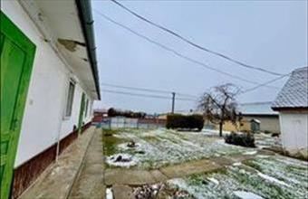 Eladó Töttösi családi ház hirdetés (44929357)