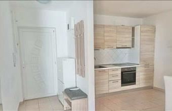 Kiadó Pécsi egyéb lakás hirdetés (34799325)