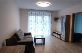 Kiadó Győri csúsztatott zsalus lakás hirdetés (47776918)