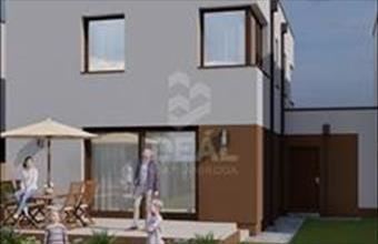 Eladó Mosonmagyaróvári családi ház hirdetés (27749555)