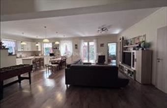 Eladó Erdőkertesi családi ház hirdetés (84913644)