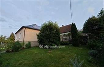 Eladó Cseszneki családi ház hirdetés (94833999)