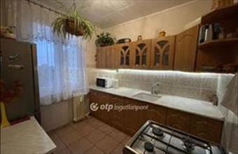 Eladó Nyíregyházai panel lakás hirdetés (35344279)