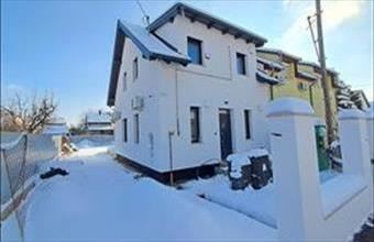 Eladó Budapest XV. kerületi családi ház hirdetés (83813419)