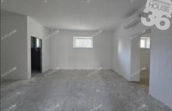 Eladó Nagykőrösi tégla lakás hirdetés (25335422)