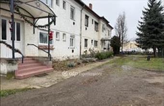 Eladó Debreceni tégla lakás hirdetés (85594975)