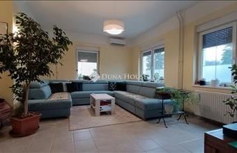 Eladó Kecskeméti családi ház hirdetés (36994454)