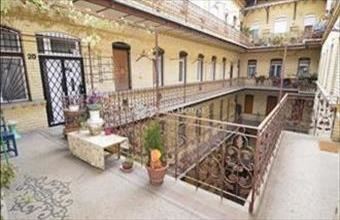 Eladó Budapest VI. kerületi tégla lakás hirdetés (35864173)