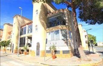 Eladó Spanyolországi tégla lakás hirdetés (55714337)