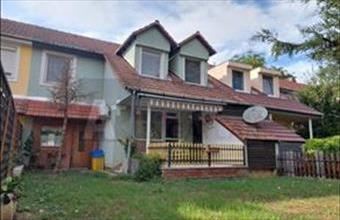 Eladó Szegedi sorház hirdetés (35325936)