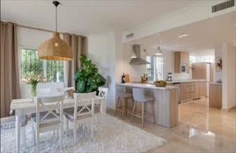 Eladó Spanyolországi tégla lakás hirdetés (95433759)