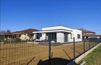 Eladó Nyíregyházai családi ház hirdetés (95389452)