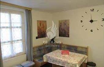 Eladó Arlói hétvégi ház hirdetés (23664375)