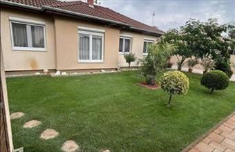 Eladó Nyíregyházai ikerház hirdetés (67437365)