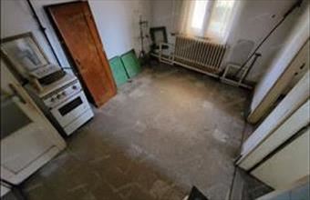 Eladó Tyukodi családi ház hirdetés (24525491)