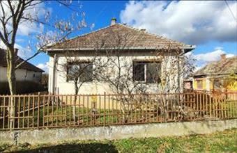 Eladó Nyírkátai családi ház hirdetés (74378125)