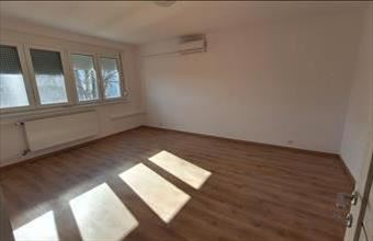 Eladó Gödöllői panel lakás hirdetés (92437272)