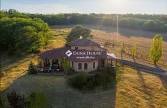 Eladó Erdőkertesi családi ház hirdetés (24535619)