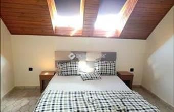 Eladó Balatonlellei tégla lakás hirdetés (18793297)