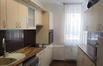 Eladó Budapest X. kerületi csúsztatott zsalus lakás hirdetés (39233432)