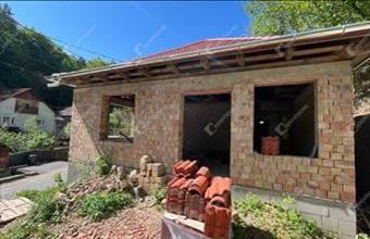 Eladó Miskolci családi ház hirdetés (75719489)