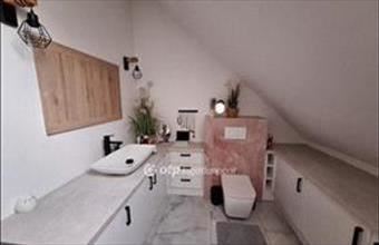 Eladó Mosonmagyaróvári családi ház hirdetés (72347393)