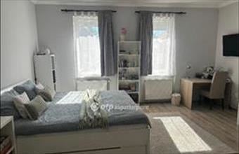 Eladó Mosonmagyaróvári ikerház hirdetés (74968733)