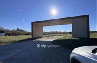 Eladó Máriakálnoki lakóövezeti telek hirdetés (25444135)