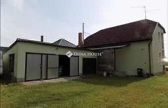 Eladó Bősárkányi családi ház hirdetés (34255855)