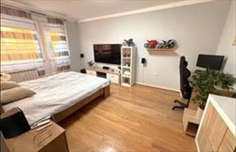 Eladó Pécsi egyéb lakás hirdetés (44643448)