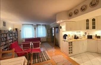 Kiadó Váci tégla lakás hirdetés (48947476)