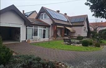 Eladó Kaposvári családi ház hirdetés (67838339)