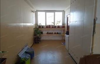 Eladó Szolnoki panel lakás hirdetés (93442384)