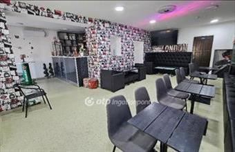 Eladó Jászjákóhalmai üzlethelyiség utcafronton hirdetés (97241779)