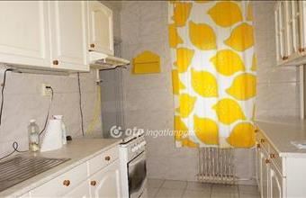 Eladó Gyöngyösi tégla lakás hirdetés (74897388)