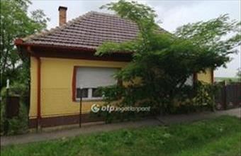 Eladó Halmajugrai családi ház hirdetés (86863567)