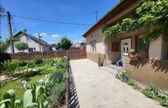 Eladó Vecsési családi ház hirdetés (74433387)