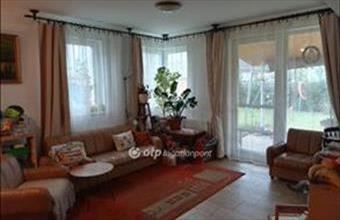 Eladó Váci sorház hirdetés (33333683)