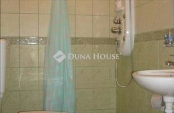 Eladó Tápiószecsői családi ház hirdetés (34794469)