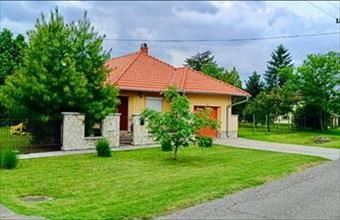 Eladó Gyulai családi ház hirdetés (74313453)
