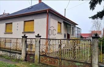 Eladó Táplánszentkereszti családi ház hirdetés (38449452)