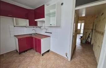 Eladó Tatabányai panel lakás hirdetés (77748249)